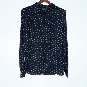 JF J. Ferrar Slim Fit Heart Stitched Buttoned Top Small NEW